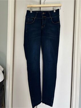 Guess Dark Blue Skinny Jeans for Women